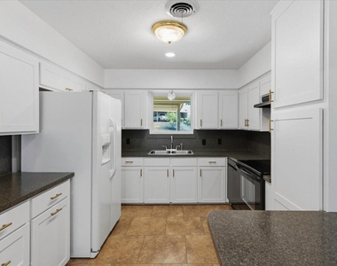 5533 Sam Calloway Road - Photo Thumbnail 27
