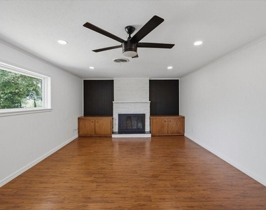 5533 Sam Calloway Road - Photo Thumbnail 8