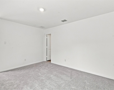 1636 Elliott Road - Photo Thumbnail 17