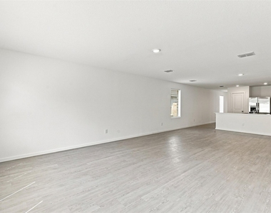 1636 Elliott Road - Photo Thumbnail 2