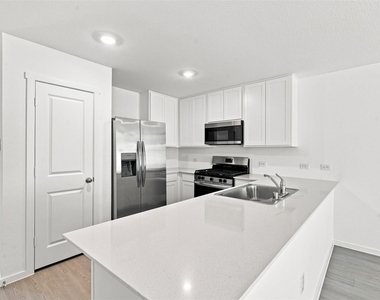 1636 Elliott Road - Photo Thumbnail 4