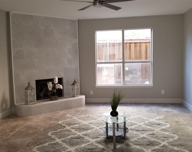 17635 Millwood Place - Photo Thumbnail 12