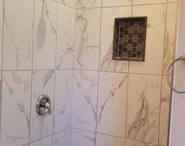 17635 Millwood Place - Photo Thumbnail 6