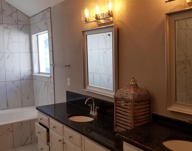 17635 Millwood Place - Photo Thumbnail 4