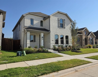 1636 Cornwall Avenue - Photo Thumbnail 1