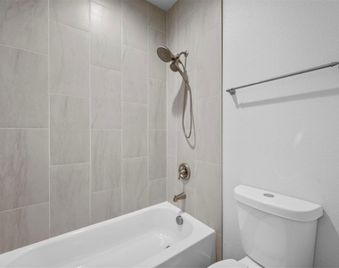 918 W Ford Street - Photo Thumbnail 16