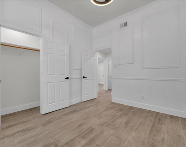 701 E Jacob Street - Photo Thumbnail 16