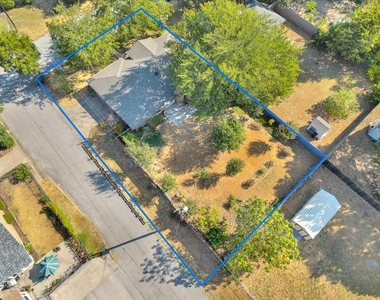 701 E Jacob Street - Photo Thumbnail 32