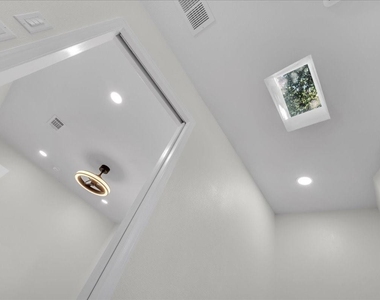 701 E Jacob Street - Photo Thumbnail 26