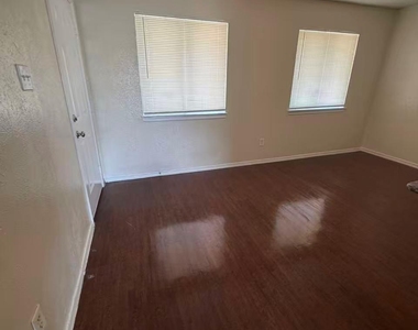 1429 Whippoorwill - Photo Thumbnail 1