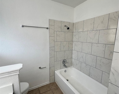 4636 Ringold Drive - Photo Thumbnail 10