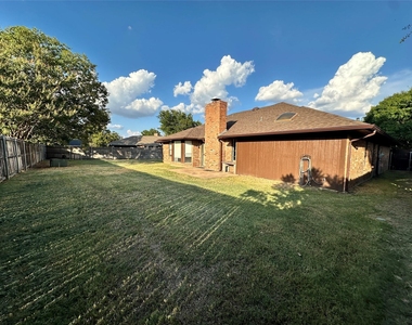 4636 Ringold Drive - Photo Thumbnail 12