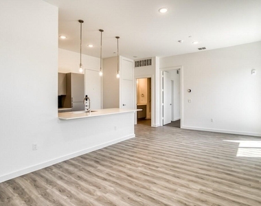 4116 Rawlins Street - Photo Thumbnail 2
