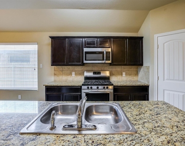 6348 Eagle Lake Court - Photo Thumbnail 5