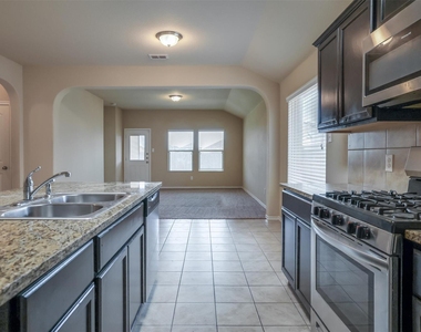 6348 Eagle Lake Court - Photo Thumbnail 8
