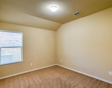 6348 Eagle Lake Court - Photo Thumbnail 20