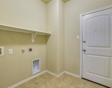 6348 Eagle Lake Court - Photo Thumbnail 17