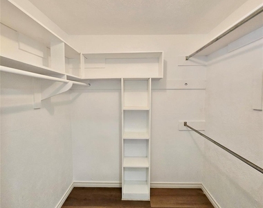 2320 Fulton Drive - Photo Thumbnail 7