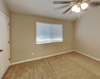 6708 Poppy Court - Photo Thumbnail 7