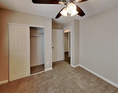 6708 Poppy Court - Photo Thumbnail 12