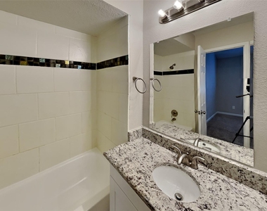 6708 Poppy Court - Photo Thumbnail 9