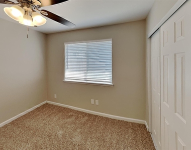 6708 Poppy Court - Photo Thumbnail 13