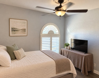 3314 Ivanhoe Lane - Photo Thumbnail 10