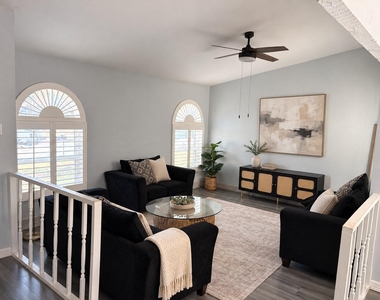 3314 Ivanhoe Lane - Photo Thumbnail 3