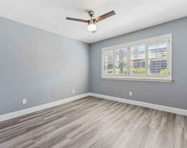 1108 Signal Ridge Place - Photo Thumbnail 13