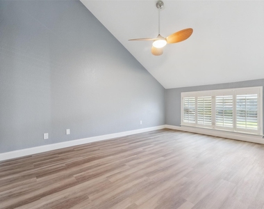 1108 Signal Ridge Place - Photo Thumbnail 15