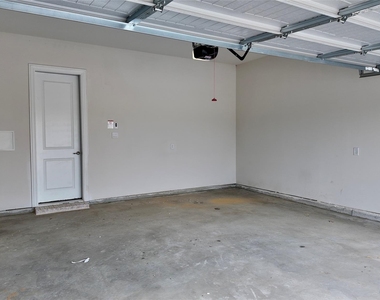 8801 Shoppers Lane - Photo Thumbnail 18