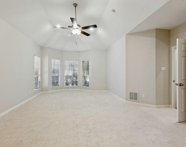 3517 Marchwood Drive - Photo Thumbnail 10