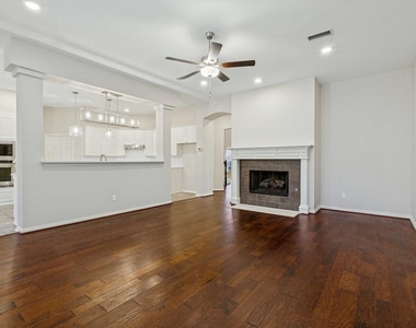 3517 Marchwood Drive - Photo Thumbnail 4
