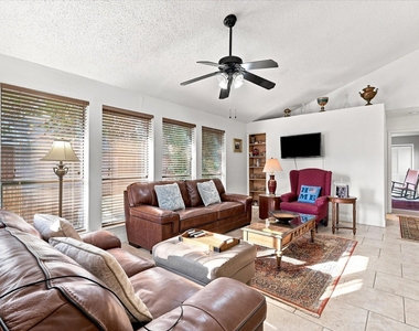 2021 Whippoorwill Lane - Photo Thumbnail 8