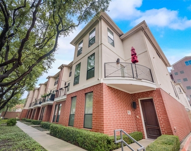 2606 Shelby Avenue - Photo Thumbnail 1