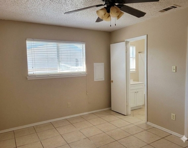 1411 Clearfield Drive - Photo Thumbnail 14
