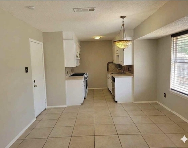 1411 Clearfield Drive - Photo Thumbnail 3