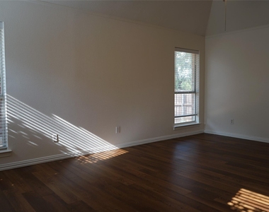 2313 Perkins Place - Photo Thumbnail 16