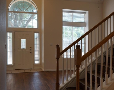 2313 Perkins Place - Photo Thumbnail 1