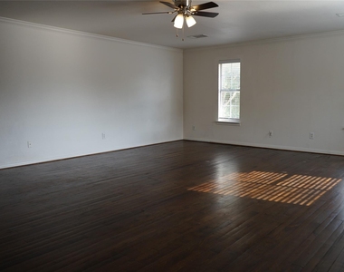 2313 Perkins Place - Photo Thumbnail 10
