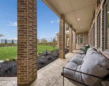 2032 Courtland Drive - Photo Thumbnail 37
