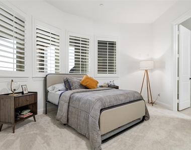 2032 Courtland Drive - Photo Thumbnail 31