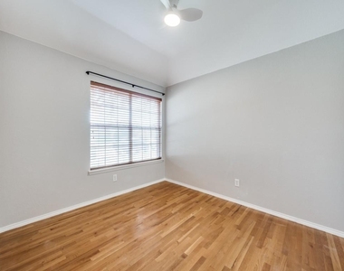 6551 Fairlawn Drive - Photo Thumbnail 10