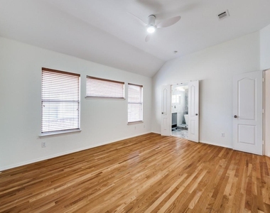6551 Fairlawn Drive - Photo Thumbnail 6