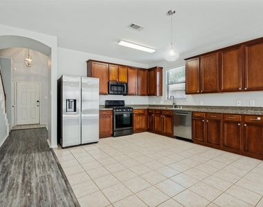 5943 Waterford Drive - Photo Thumbnail 3