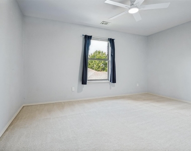 5943 Waterford Drive - Photo Thumbnail 7