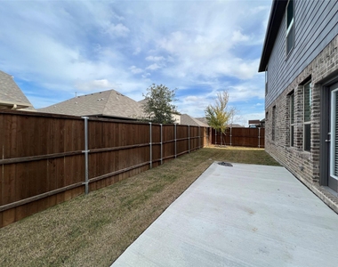 4805 Porque Court - Photo Thumbnail 24
