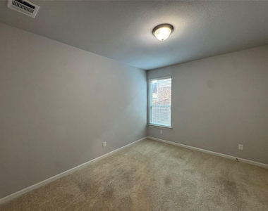 4805 Porque Court - Photo Thumbnail 23