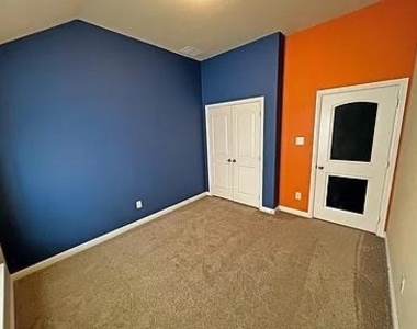 3001 Barkwood Drive - Photo Thumbnail 11