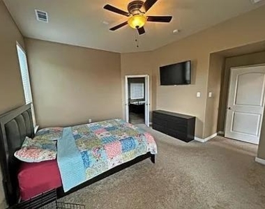 3001 Barkwood Drive - Photo Thumbnail 15